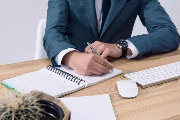 家具銷售培訓：客戶電話問低價，報還是不報？